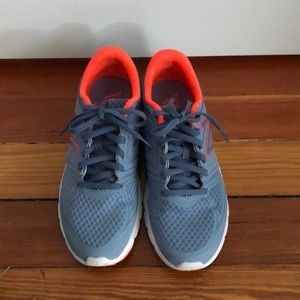 New Balance Sneakers